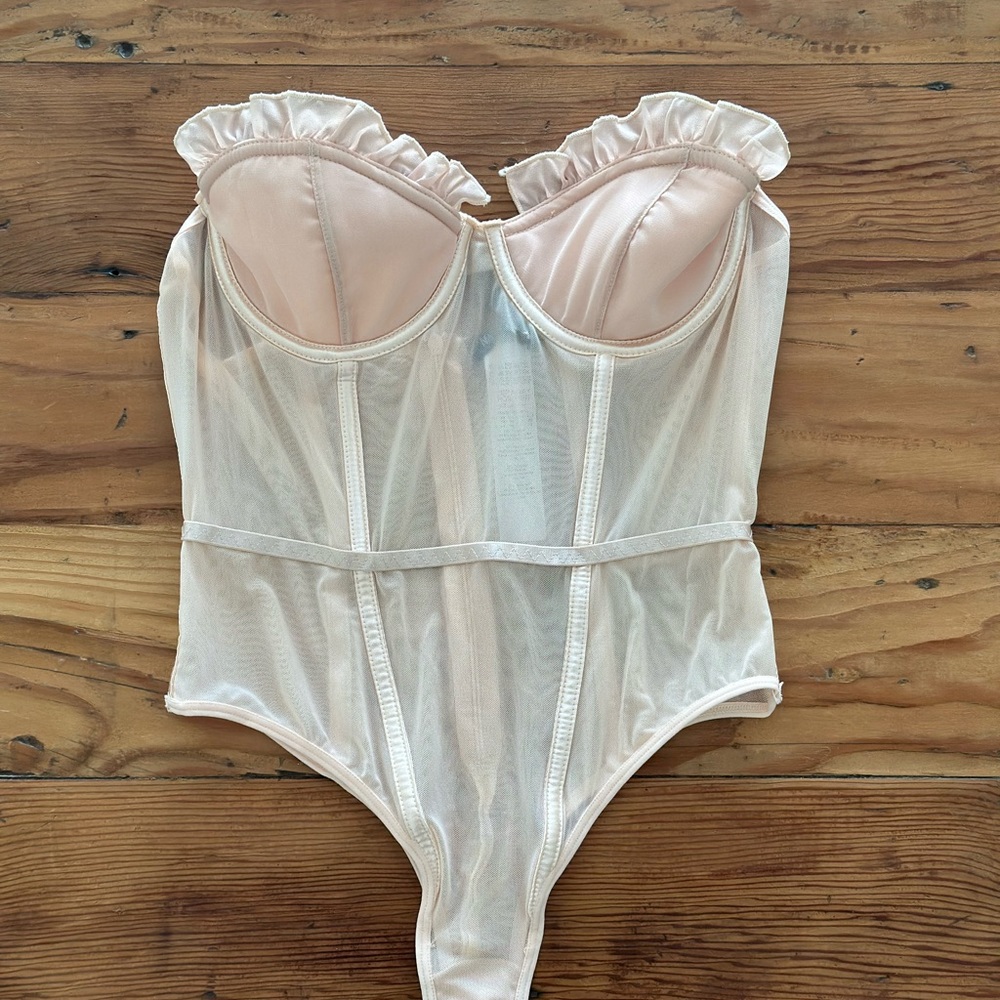 Mesh Ruffle Boned Corset
